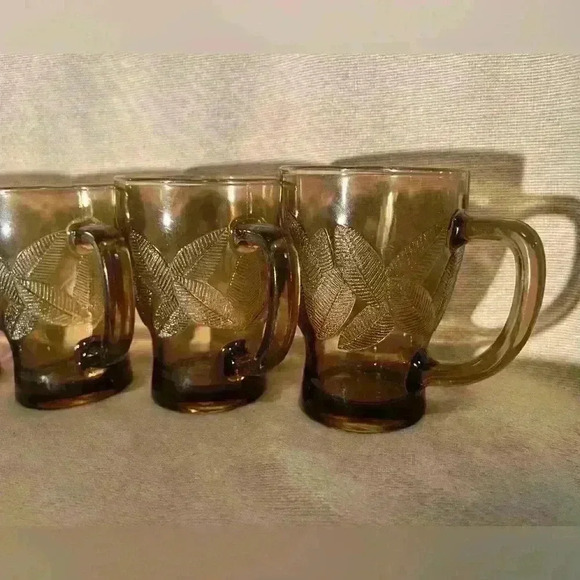 Vintage Smoky Brown Taupe Indonesia KIG Leaf Pattern Glass Coffee Mugs (4) - Picture 3 of 8
